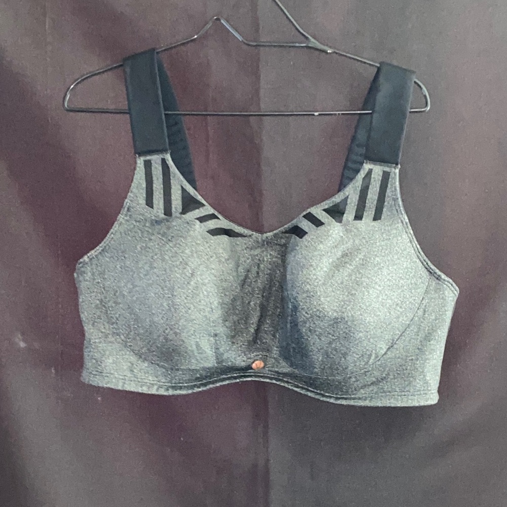 LIVI MAX SUPPORT UNDERWIRE SPORTS BRA SIZE46DDD WIDE STRAPS GUC CLEAN BLACK GRAY